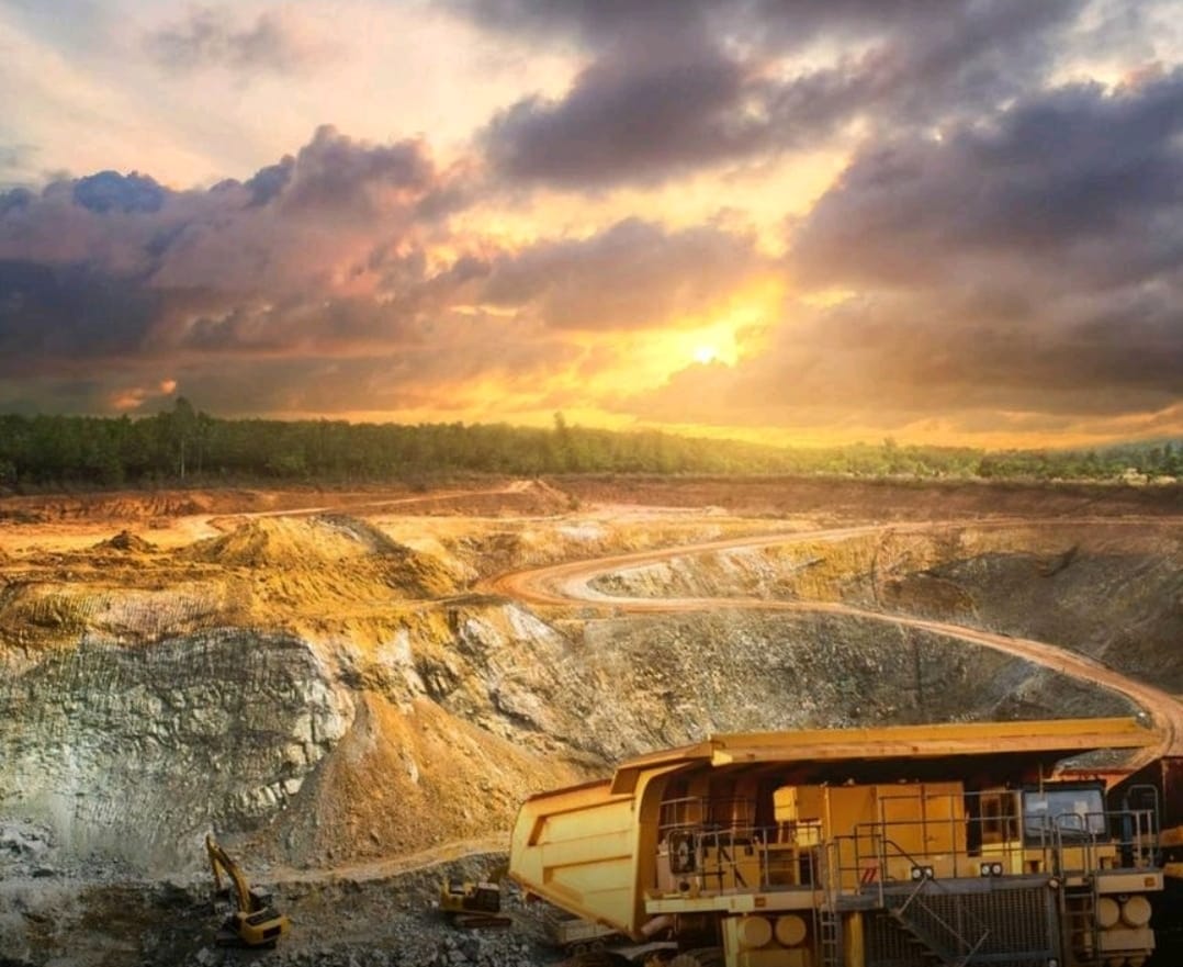 Open-pit mine and mineral extraction operations