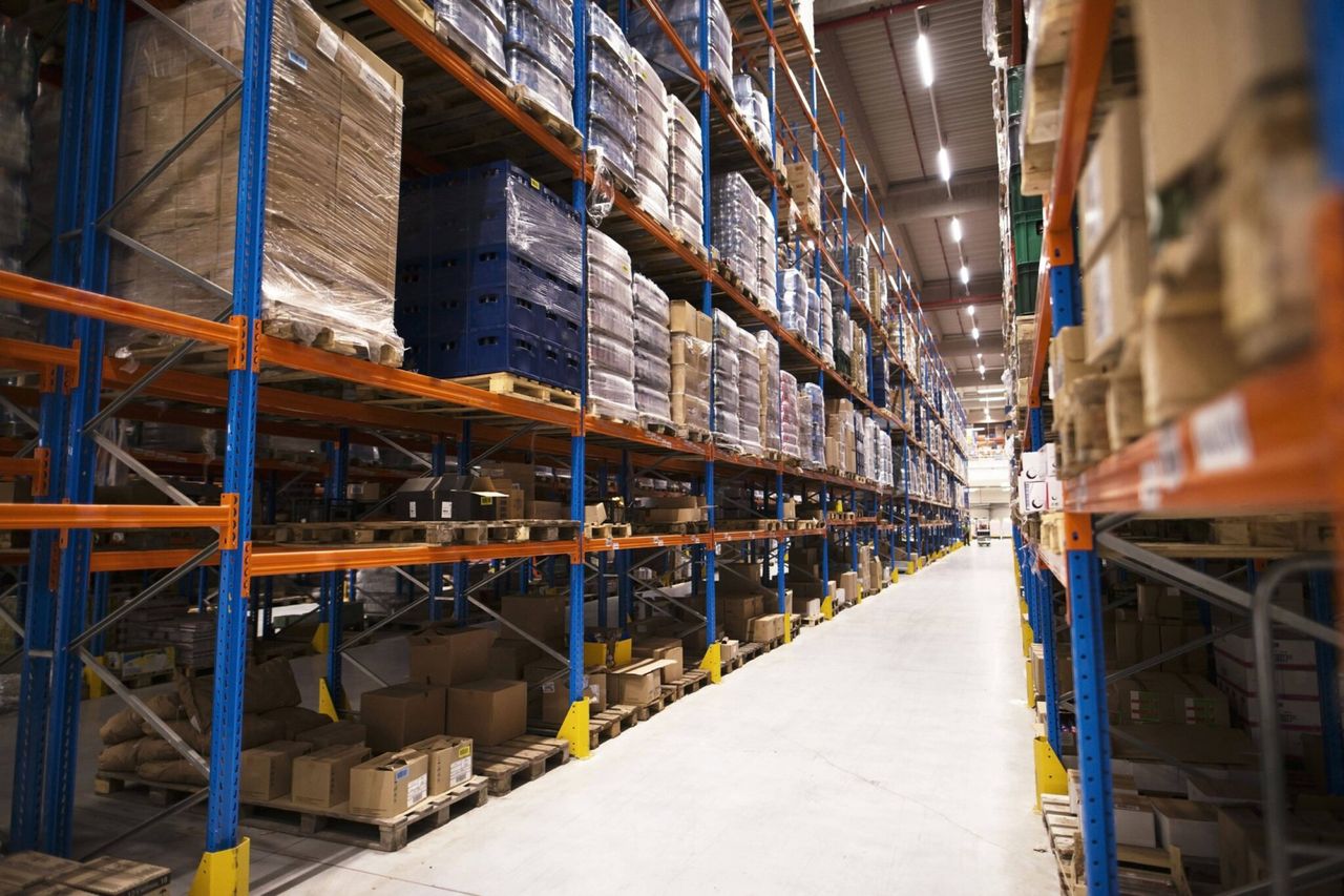 Storage facilities and warehousing